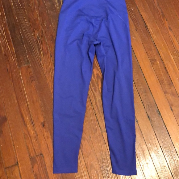 Girlfriend Collective Compressive Hi-Rise Legging - Picture 4 of 5